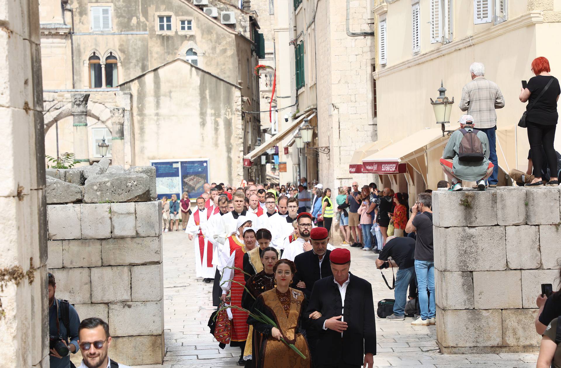 Split: Svečana procesija i sveta misa u čast sv. Duje