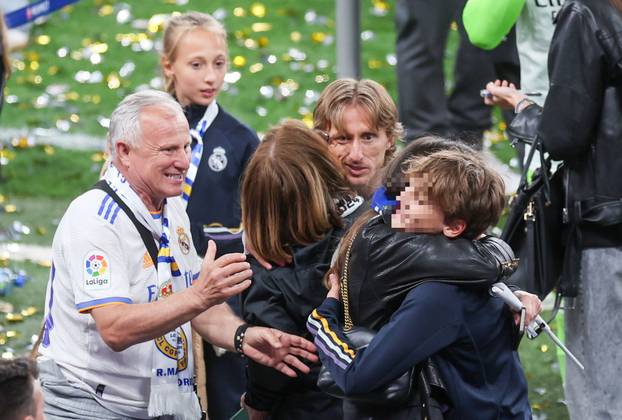 FOTO Tata, opet si prvak: Evo kako je Modrić slavio s obitelji