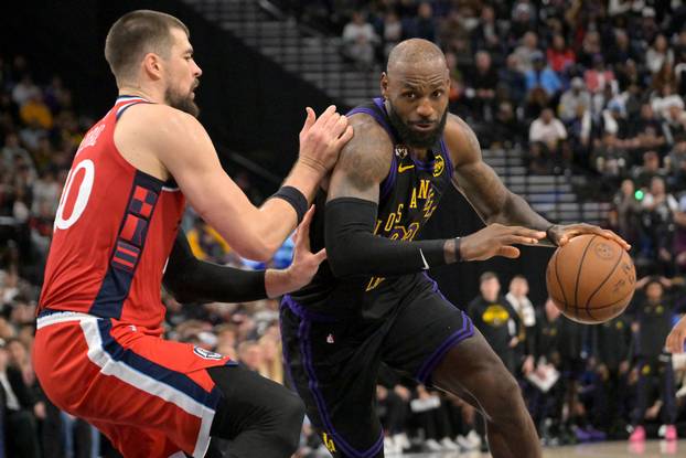 NBA: Los Angeles Lakers at Los Angeles Clippers
