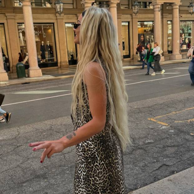 FOTO Alisha Lehmann 'zapalila' Oktoberfest; jedan detalj sve je otkrio o ljubavnom statusu...