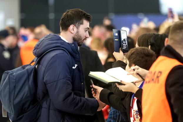 Zagreb: Rukometaši sletjeli u zračnu luku nakon osvojenog srebra na Svjetskom prvenstvu