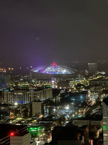 FOTO Ovaj stadion na Floridi je trebao biti prihvatni centar. Evo što mu je učinio uragan Milton