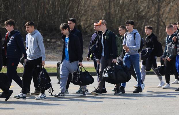 Ministar Anušić i general Kundid na prvom danu TVO-a na Slunju