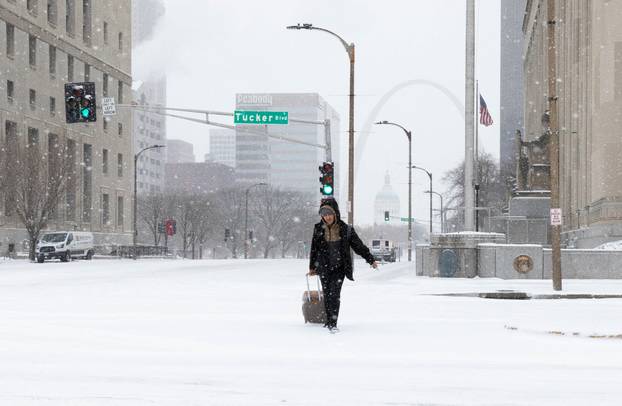 Winter storm expected across central and eastern U.S.
