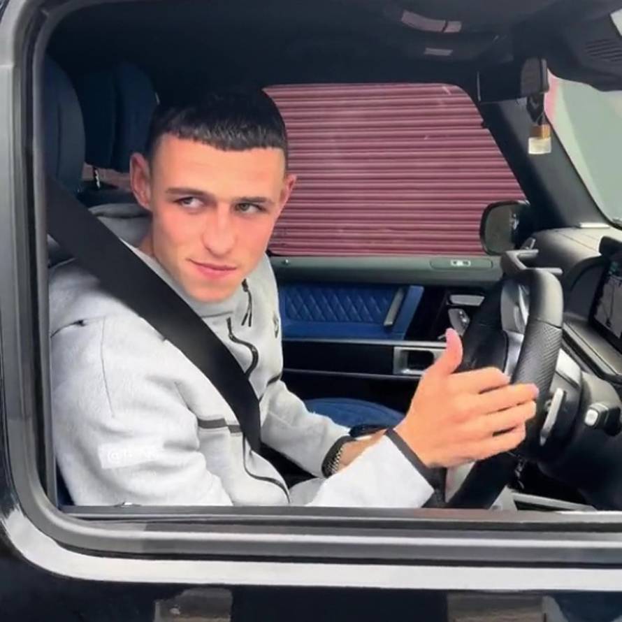 VIDEO Joško Gvardiol vozi auto star 25 godina: 'Kakav lik... A mogao bi imati koji god poželi'