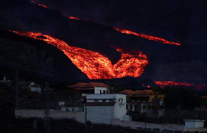 Erupcija vulkana na La Palmi: Zbog pepela su otkazani letovi