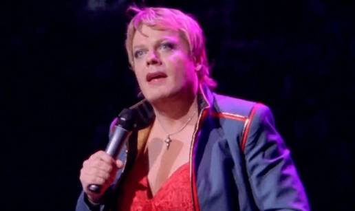 Slavni komičar Eddie Izzard uskoro će zabaviti Hrvatsku!