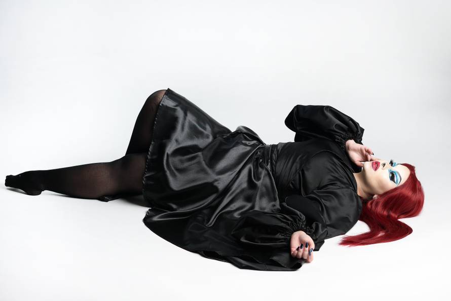 'Jedini sam ženski drag queen u zemlji, otac me vozi na gaže'