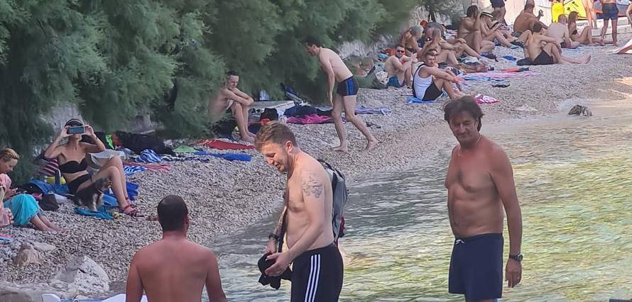 VIDEO Evo kako je Edo Maajka došao na Festival u uvali Vruja