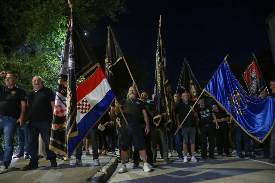 Benkovac: Prosvjed branitelja protiv festivala Nosi se