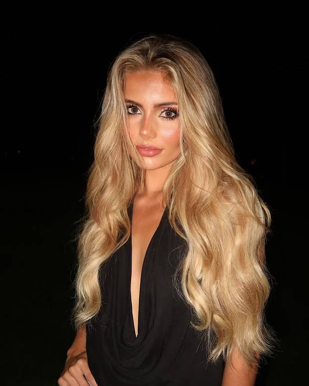 FOTO Izgleda kao Barbika i trpi teške uvrede zbog izgleda, ali ova ljepotica ne ostaje 'dužna'