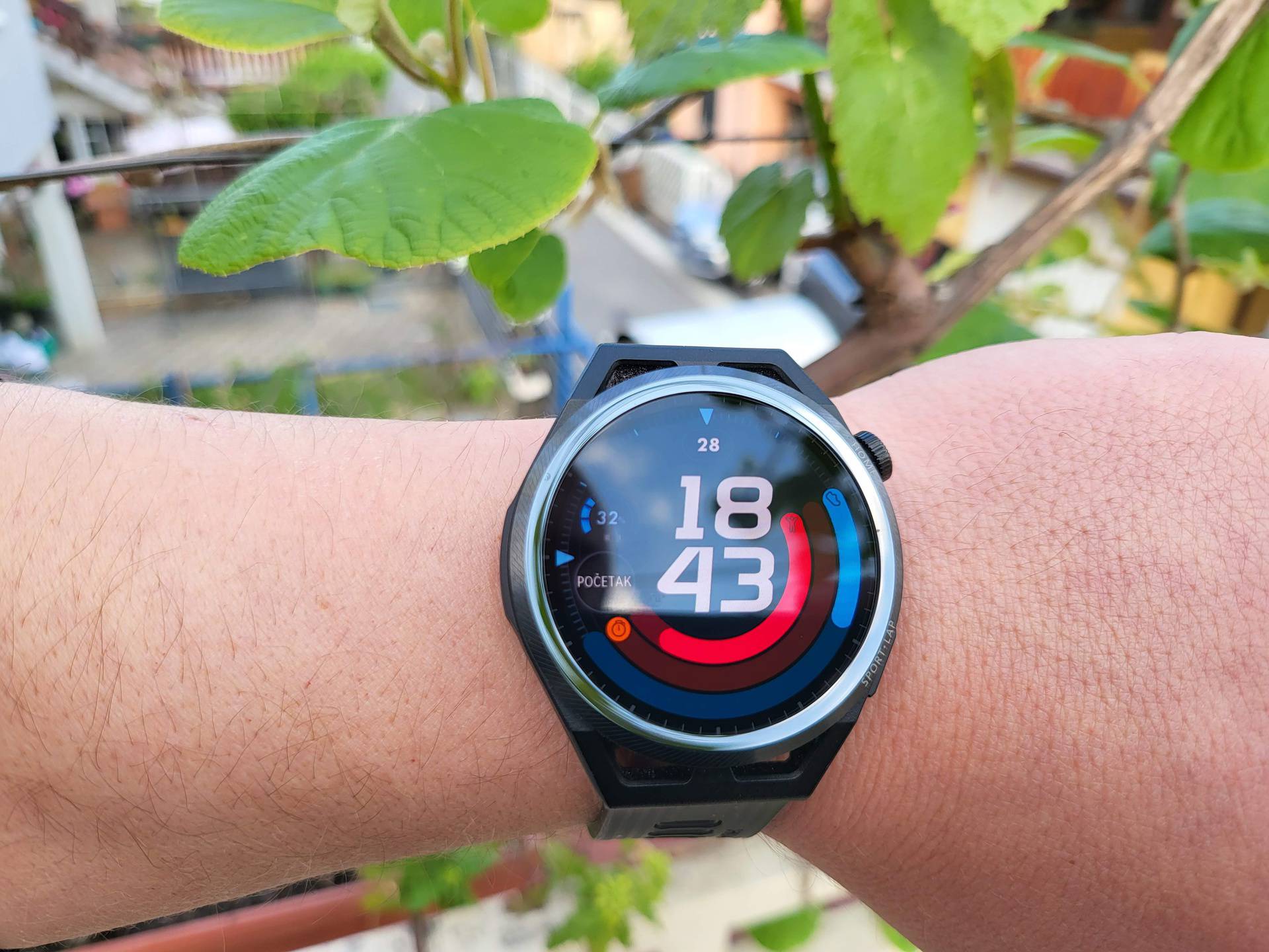 Huawei Watch GT Runner: Prati vas u trku, a lagan je kao pero