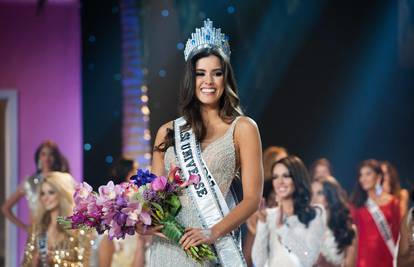 Miss Universe je Kolumbijka, a Mišura nije ušla ni u polufinale
