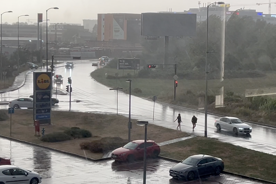 Ki&scaron;a u Zagrebu