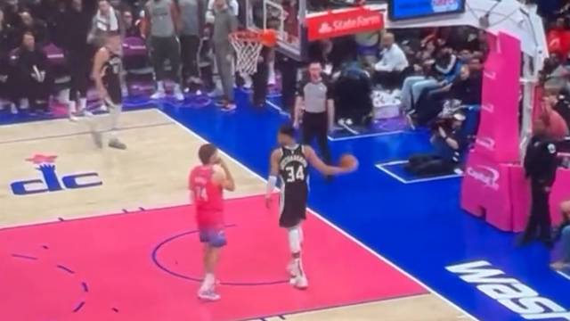 Najbizarniji šut sezone? Kako je Giannis uhvatio triple double