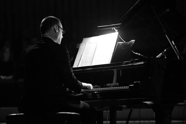 Zagreb: Oproštajni koncert Drage Diklića u Lisinskom