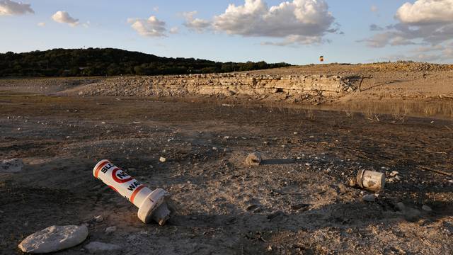 FILE PHOTO: Extreme temperatures hit Texas