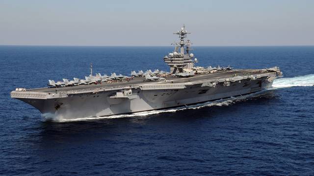 Američki ratni brod stiže u Split, Vlada je produžila smanjene trošarine na benzin i dizel