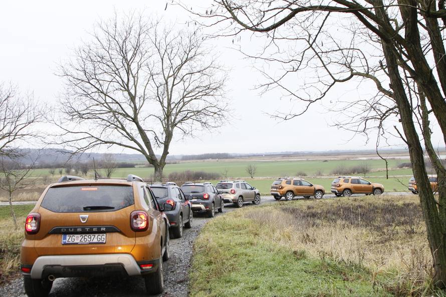 Pravi SUV za avanturu, idealan za one kojima su auti preskupi