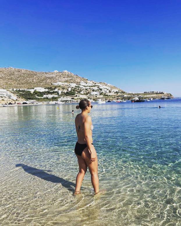 FOTO Golmanica Chelseaja zaludila navijače, zbog nje su morali zabraniti komentare...