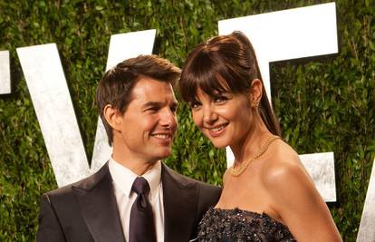 Tom Cruise sada za razvod od Katie Holmes krivi scijentologe