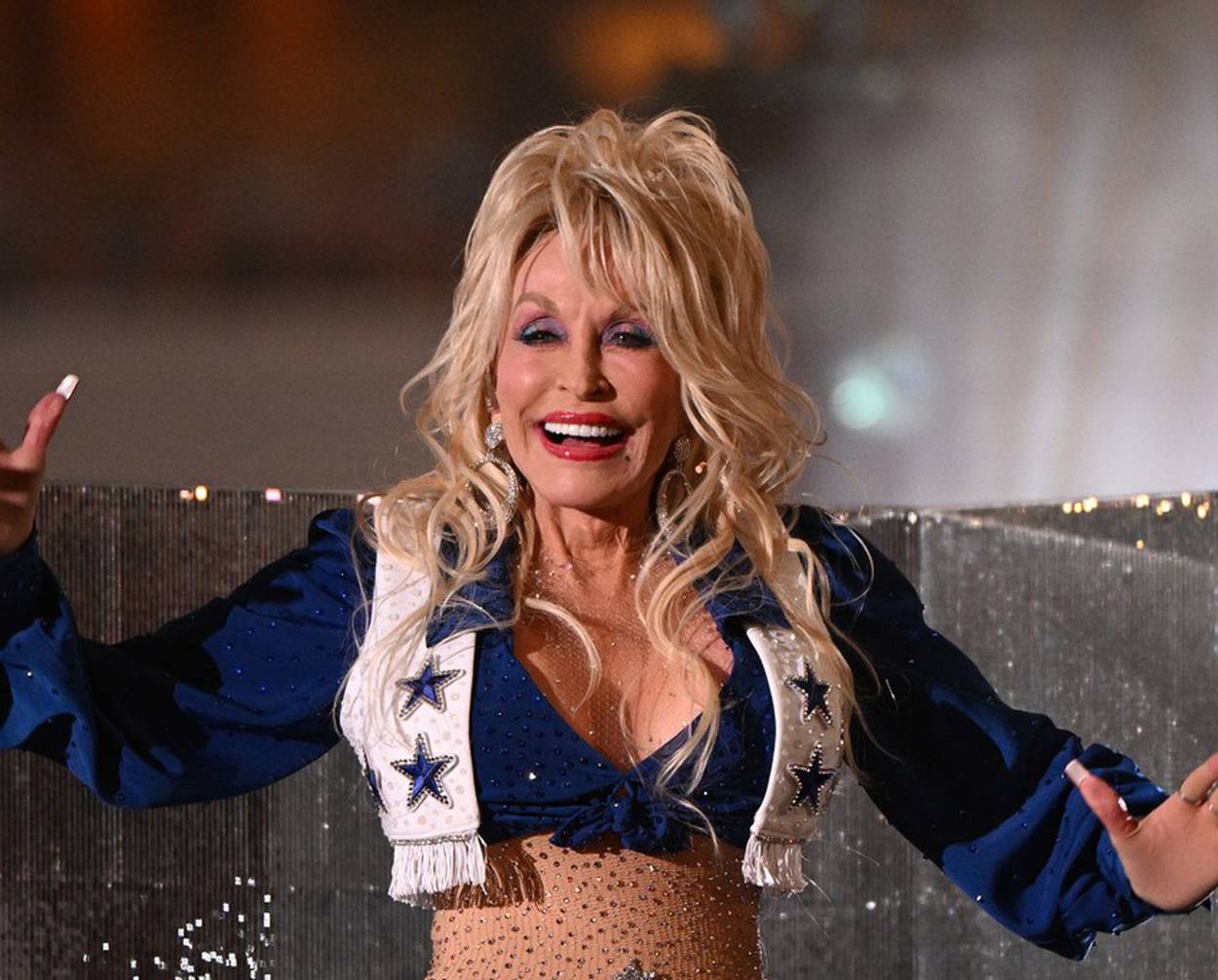 Dolly Parton performs at the Red Kettle Kickoff on Thanksgiving