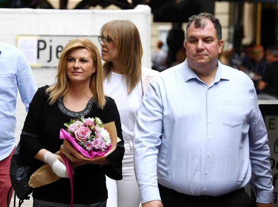 FOTO Kolinda Grabar-Kitarović istaknula figuru na svečanosti