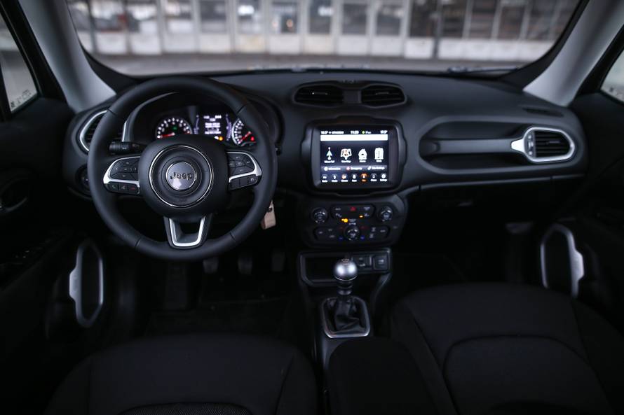 Nespojivi, a toliko slični: Jeep ili Hyundai - koji je SUV bolji?