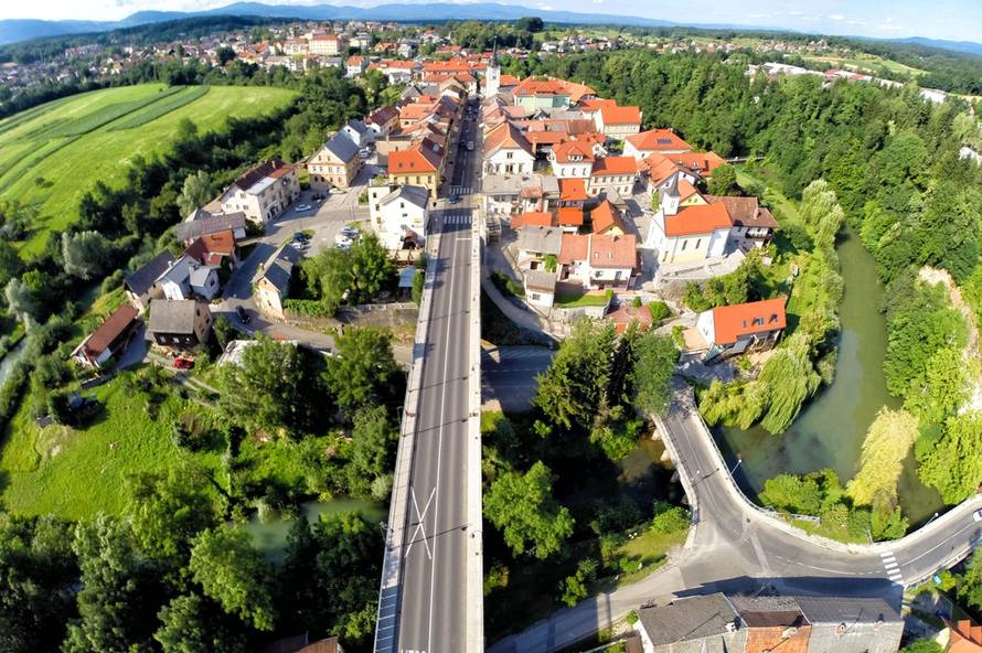 Uroš Raztresen