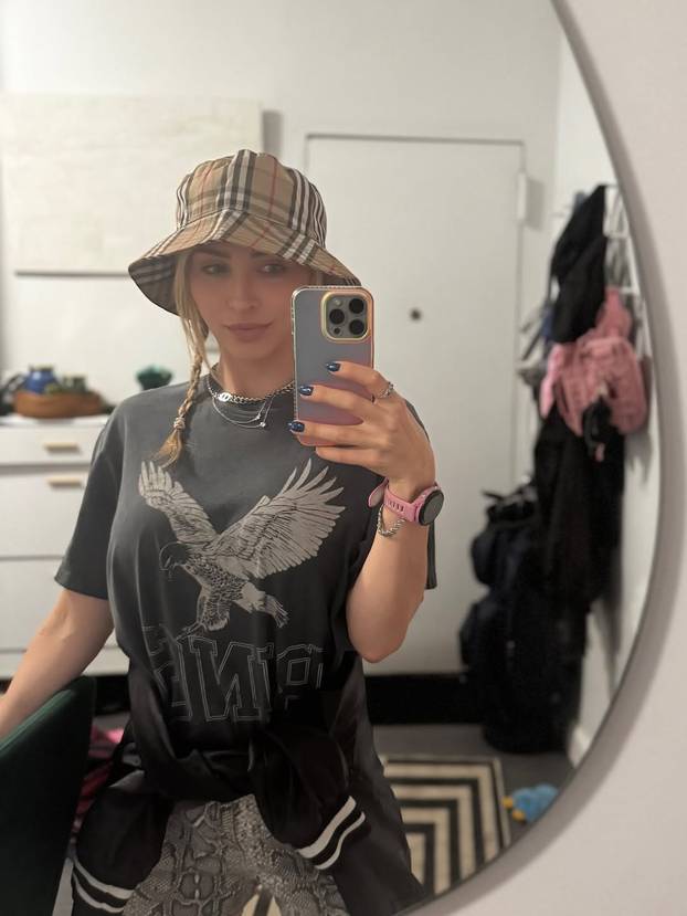 FOTO Stvorila AI dvojincu kako bi si olakšala posao: 'Radi sve što ja ne želim'