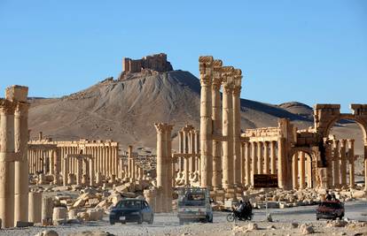 ISIL-ovci su potpuno uništili Slavoluk pobjede u Palmiri
