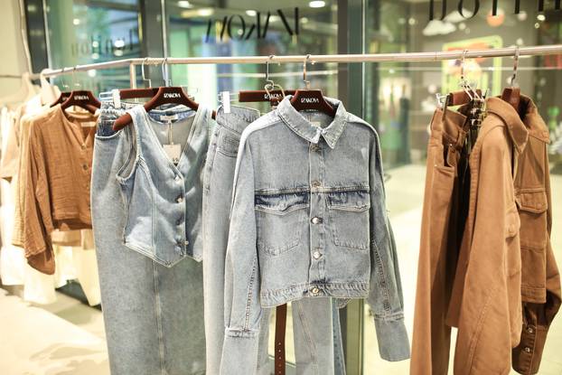 Zagreb: Lunilou & IZAKOVA store