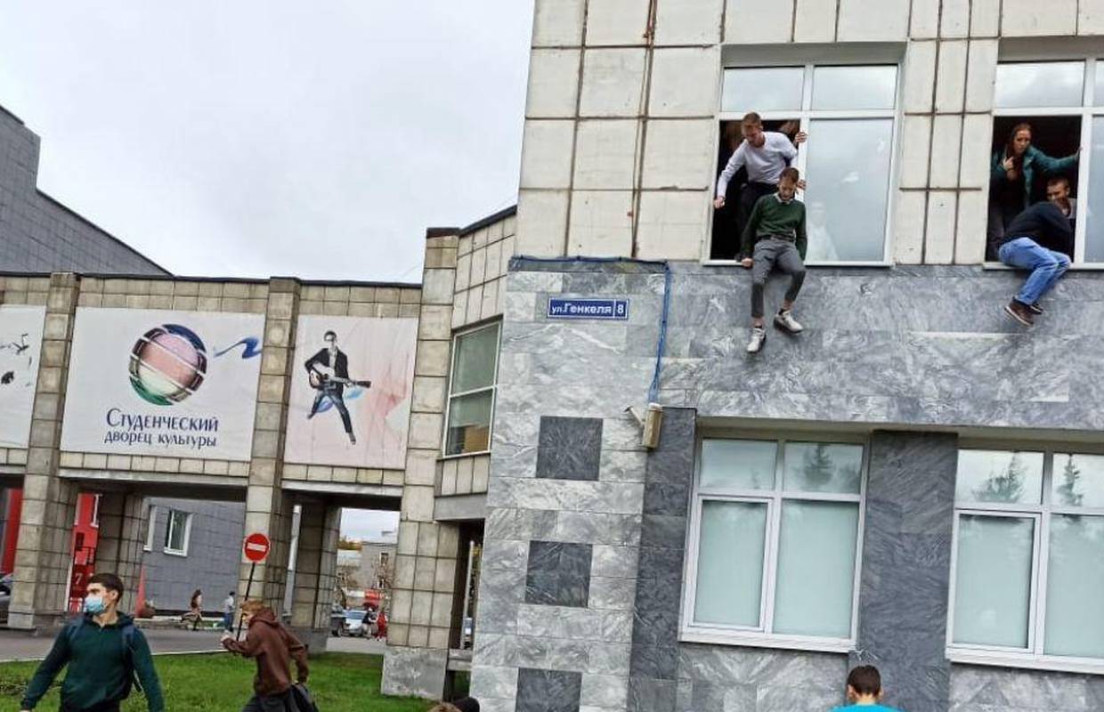 Pucnjava na ruskom sveučilištu, osmero mrtvih, mnogi ranjeni, studenti skakali kroz prozore