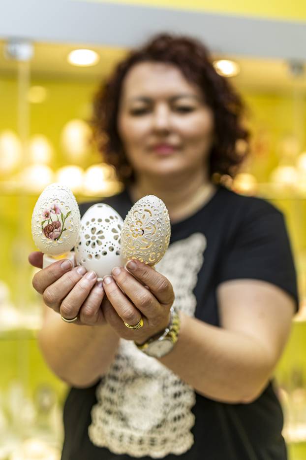 Županja: Amalija Romić radi unikatne uskršnje ukrase