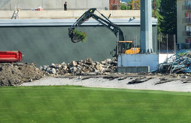 Bageri ušli na Kranjčevićevu, počela je rekonstrukcija legendarnog zagrebačkog stadiona