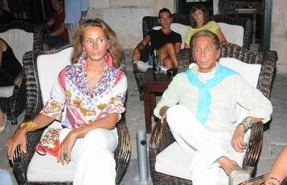 Modni dizajner Valentino boji se sunca u Dubrovniku