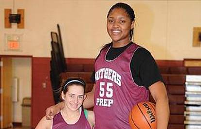 Srednjoškolka košarkašica (16) viša je od Jordana
