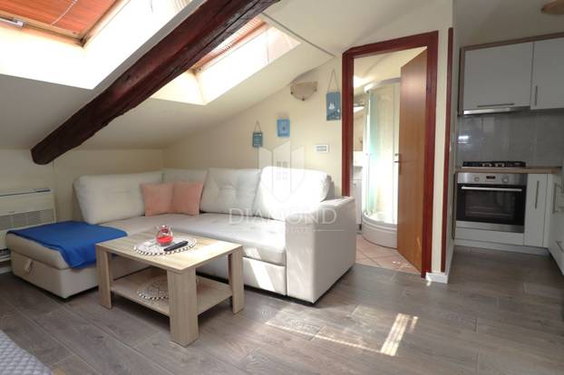 Ovih 20 kvadrata u potkrovlju u Hrvatskoj prodaju za 210.000 eura! Pretjerano? Ovo je razlog