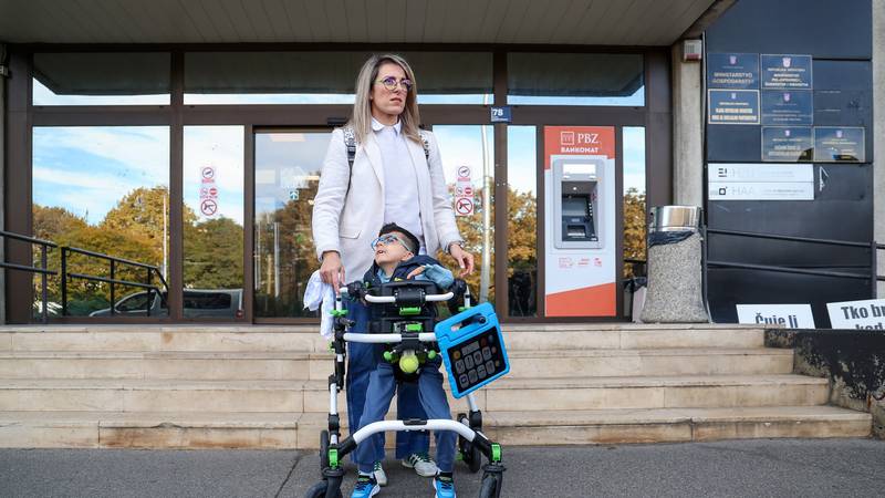 Majka dječaka s teškoćama u razvoju: 'Samo želim u miru na bolovanje, na rubu sam...'