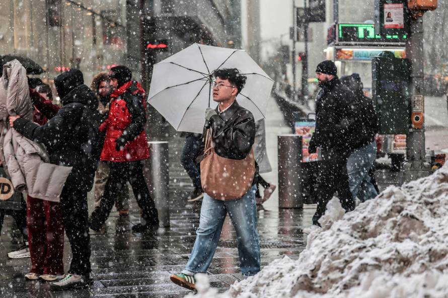 Winter snow storm hits New York City