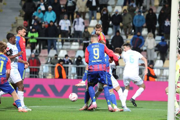 Rijeka: HNK Rijeka i HNK Hajduk odigrali utakmicu 14. kola SuperSport HNL