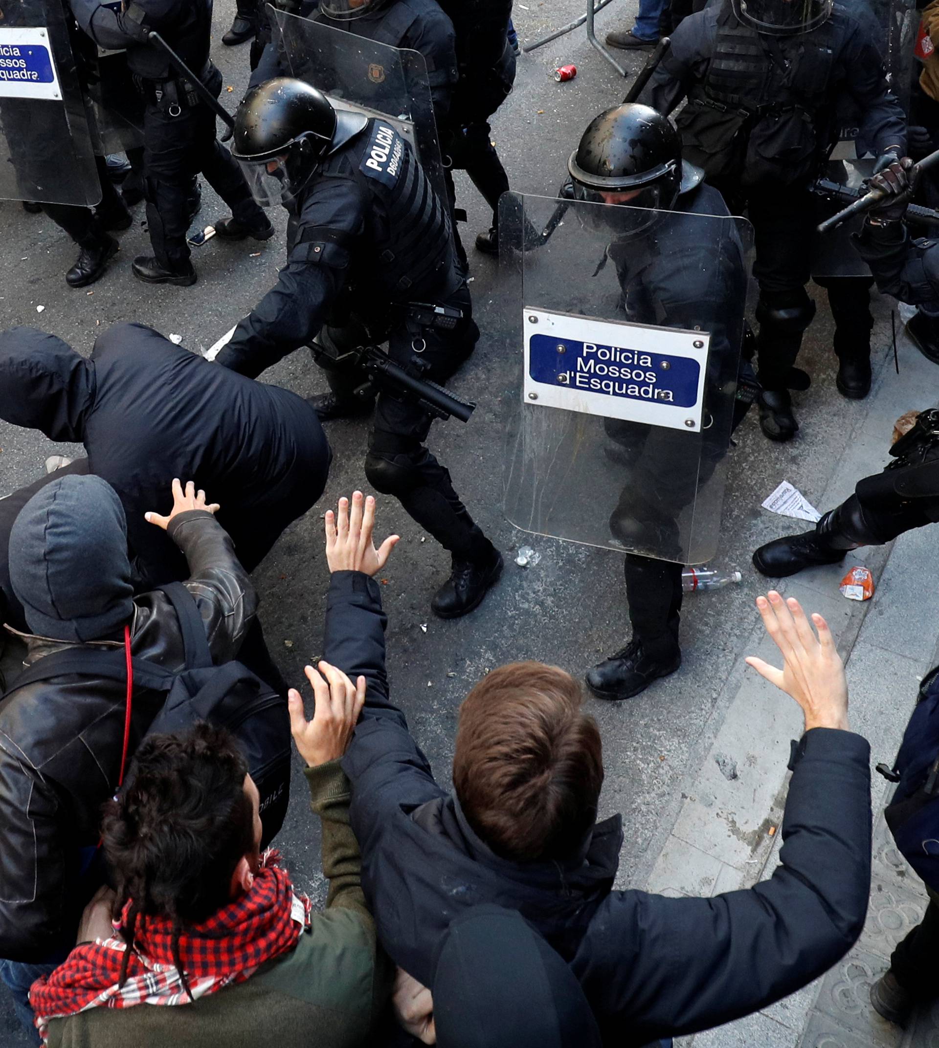 Protest against Spain's cabinet meeting in Barcelona