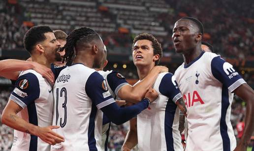 Navijači Tottenhama u ekstazi: 'Nema više fora na naš račun, nova sprdnja Otoka je United'