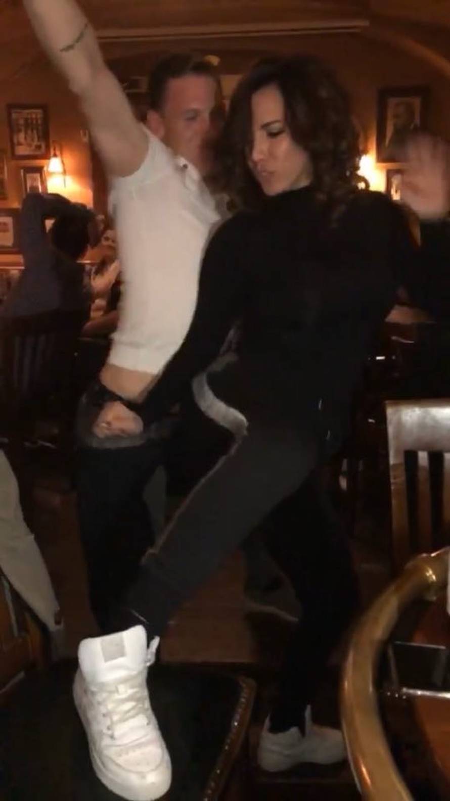 Plesom podigli celzijuse: Mateo se naživcira zbog komentara...