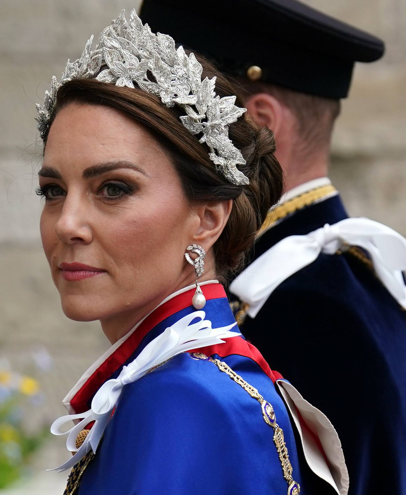 London: Princeza Kate u haljini Alexandera McQueena s obitelji stigla je na krunidbu