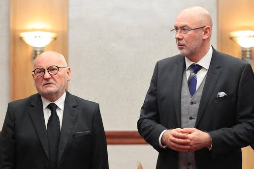 Mate&scaron;a skriva karte, ni njegovi suradnici ne znaju &scaron;to &cacute;e biti s Kraja&ccaron;em. Ovo je mogu&cacute; scenarij