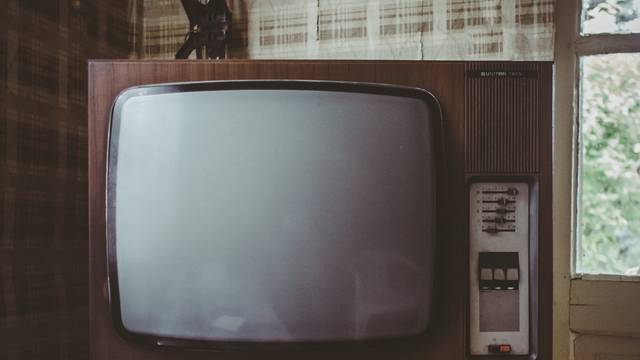 Isključite TV - za svoje dobro: Krenite na informacijsku dijetu