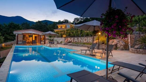 FOTO Dvije vile u Opatiji odišu luksuzom: Pogledajte tek kakav dizajnerski namještaj imaju!