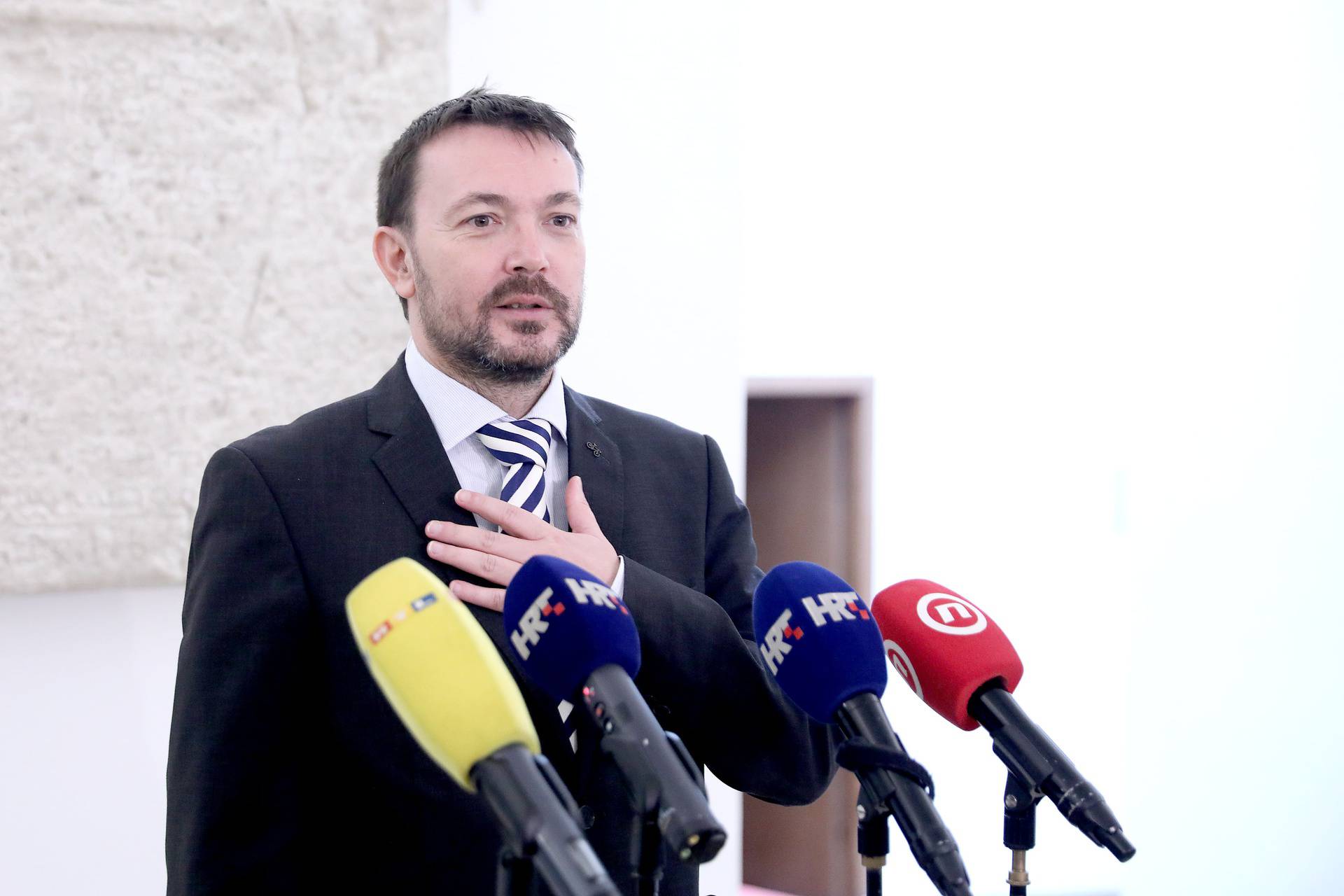'Komadina i Bernardić su bez konzultacija predlagali izmjene i nikada nisu većinski odbijene'