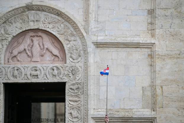 24sata Mnogobrojni hodočasnici pohodili su grad Assisi povodom obljetnice smrti Franje Asiškog